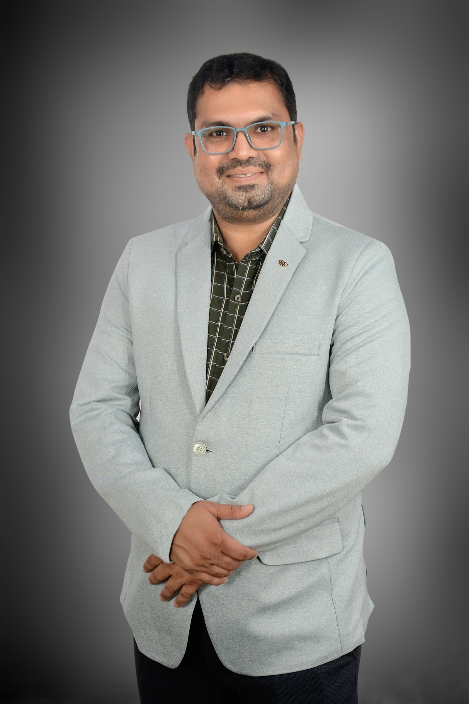Dr Sachin Shigwan